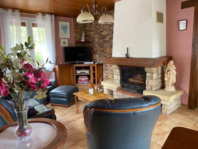 Gite La Mie De Pain Bogny-sur-Meuse Экстерьер фото